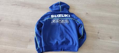 Krásná motorkářská mikina suzuki vel. 140, 140
