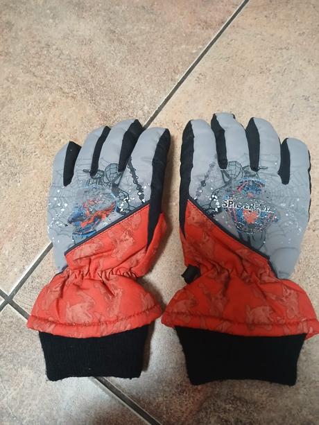 Rukavice spiderman, vel. 116, 116