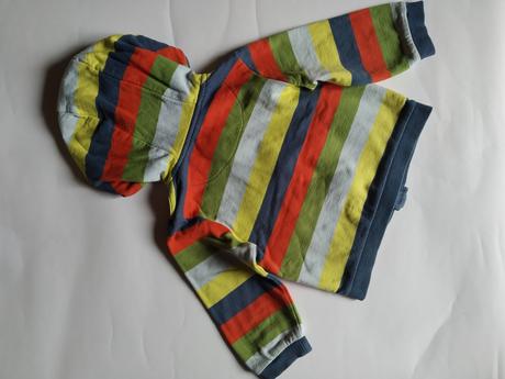 Mikina s autem, tu,86