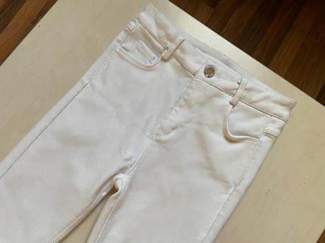 Bílé elastické džíny, vel l, ale menší - xs max s,, xs
