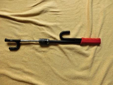 Uzamykatelná páka na volant,