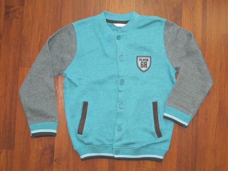 Mikina na zapínání, 116