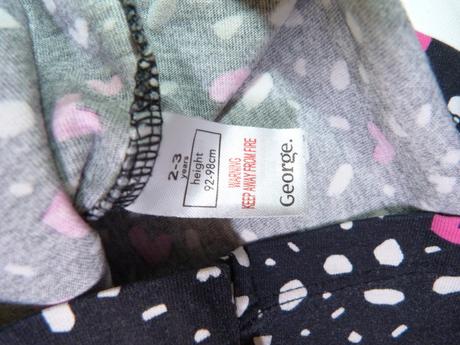 Balněné tričko se srdíčky vel.98, george,98