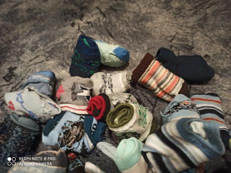 Ponožky a krosíky, 25