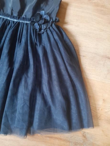 Šaty s týlovou sukní,h&m, v.140,top stav, h&m,140