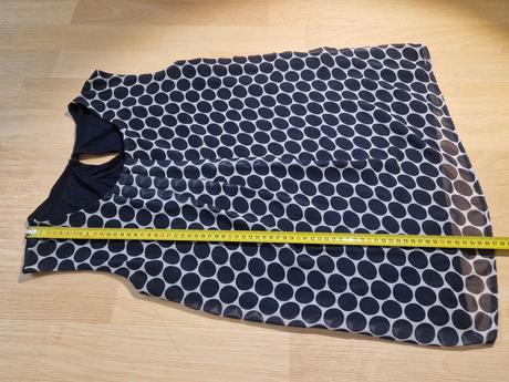 Halenka bez ramínek puntíky, l