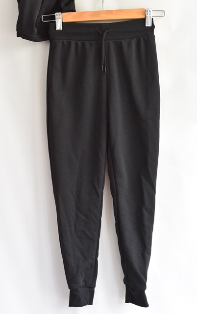 Teplákovka vel. 8 - 9 let, primark,134