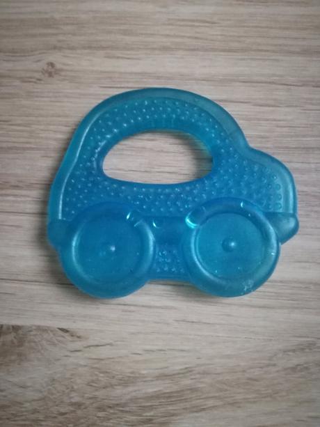 2 ks kousátek a skládací řetěz na kočárek,