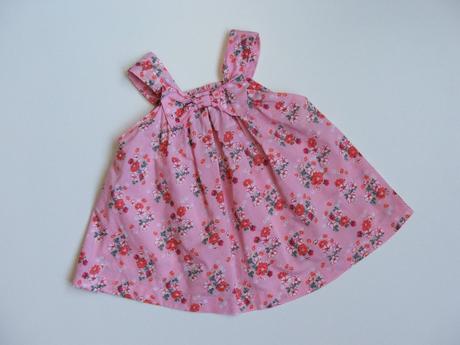 J583 květovaná halenka vel. 92, early days,92