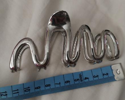 Stříbrný skřipec na vlasy, 