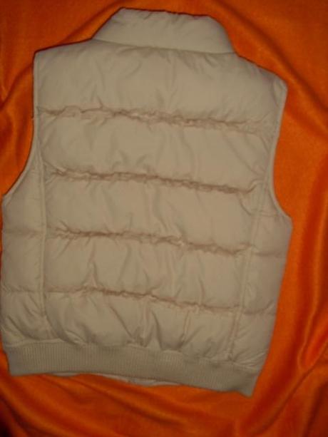 Luxusní zimní prošívaná vesta s volánkama, gap,134