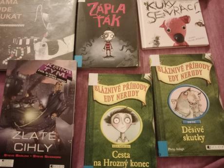 Mix detskych knížek, 