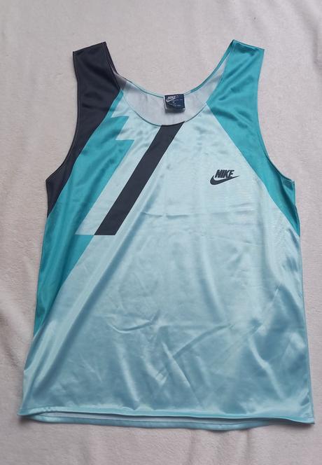 Funkční triko zn. nike vel. m, top stav., nike,m