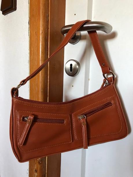 Oranzova kabelka mango, mango