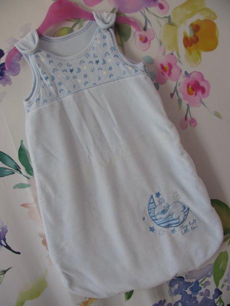 Světle modrý velurový spací pytel vel.0-6 měs., early days