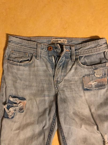 Potrhané rifle, abercrombie&fitch,140