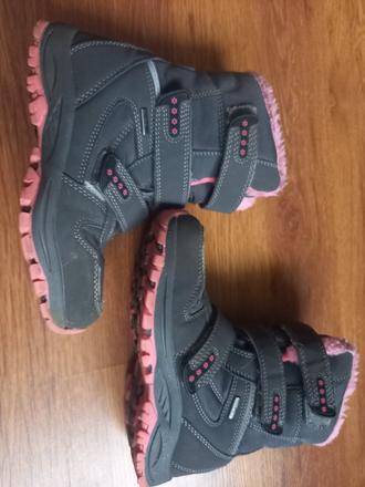 Zimní boty, baťa,32