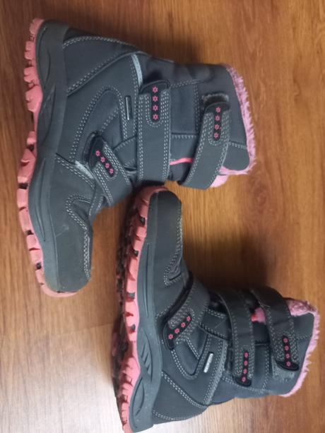 Zimní boty, baťa,32