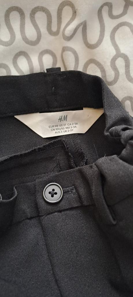 Společenský komplet h&m košile, vesta,kalhoty, 104