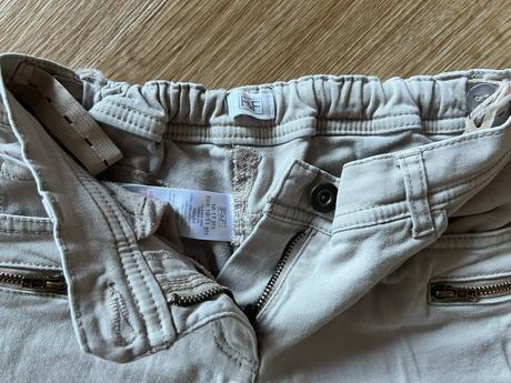 Dívčí set - kalhoty + 2 trika - f&f, vel. 134/140, 122–134