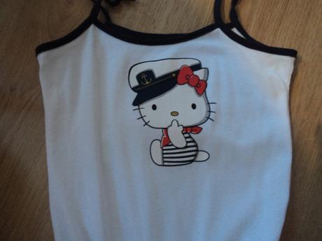 Nenošené šatičky č.423, 98