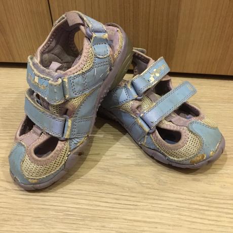 Dívčí sandále (vel. 28), 28