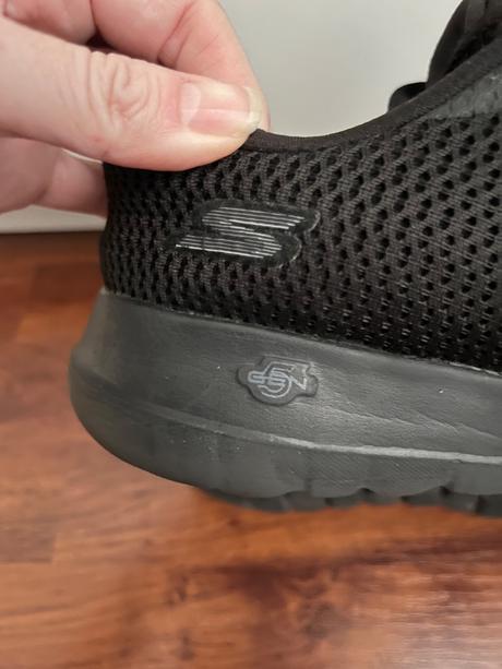 Tenisky, skechers,38