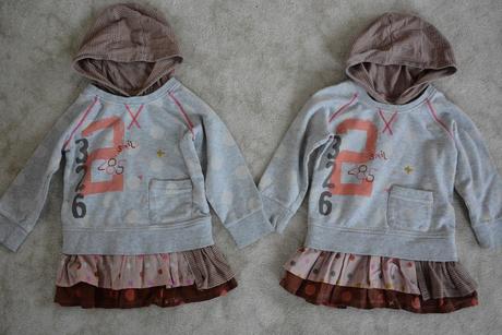 Mikina s kynýrkem pro dvojčata, next,92