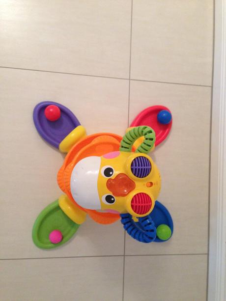 Fisherprice hrací stolek+žirafa tobogán+puzzle,