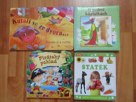 Leporelo-pirátský poklad,kutálí se ze dvora,statek,