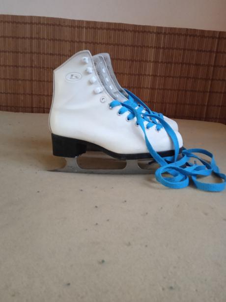 Dívčí brusle - velikost 34, 34