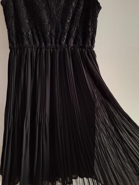 Šaty se spodničkou vel. 146, 146