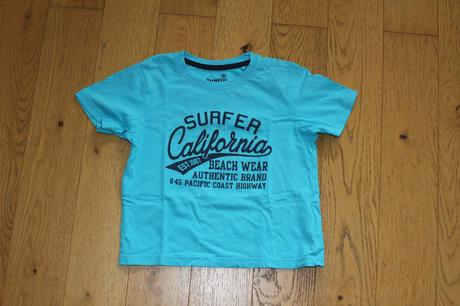 Tyrkysové tričko, lupilu,110