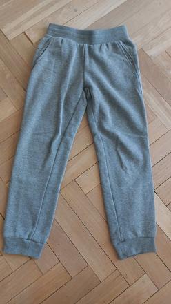 Chlapecké tepláky, domyos,134