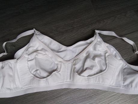 Kojící podprsenka, 85,e