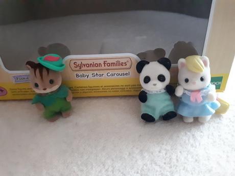 Sylvanian families carousel - kolotoč - 3 figurky, 