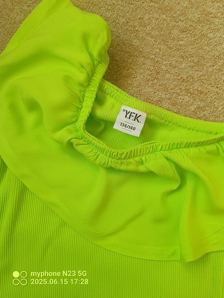 Tílko zn."y.f.k." vel."134-140", 134