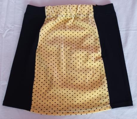 Žluto černá minisukně, loana,164