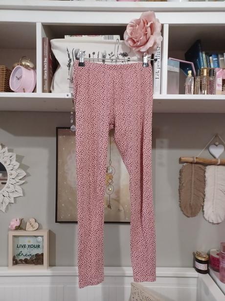 Puntíkaté legíny reserved, reserved,146