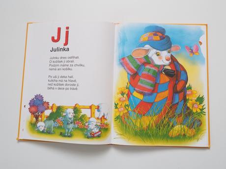 Kniha barevná abeceda se zvířátky,