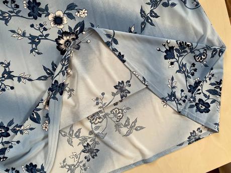 Letní květinové modré šaty, vel s i méně, s