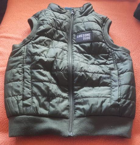 Chlapecká vesta vel. 122(6-7let). zn. little kids, 122