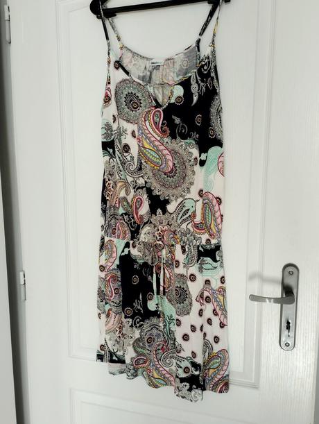 Letní šaty beach time vel.40, 40