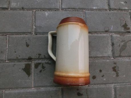 Keramický korbel na pivo pivní béžový, 