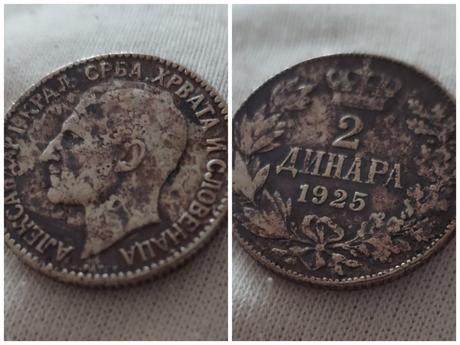 14 historických mincí,