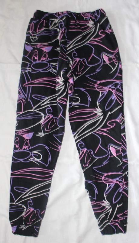 Ub134. vzorované kalhoty-tepláky 11-12 let, 152