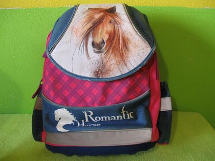 Aktovka pro i. a ii. třídu, 