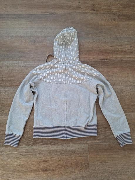 Mikina šeda, zn. nike vel. 14/16 (gb), nike,40