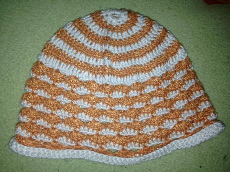 Dívčí háčkovaná čepička, 98