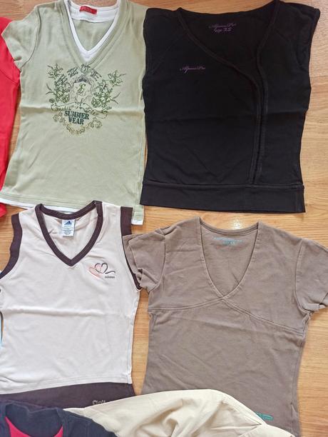 Trika dívčí od vel.152-xs, 152